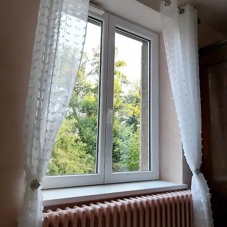 別荘 Joli Maison Avec Jardin, A 10mn A Pied Du Centre Historique